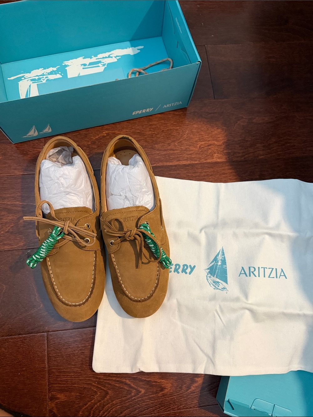 SperryxAriztia Beige Loafers